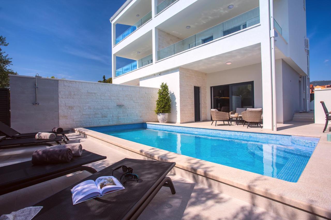 Villa Petra Kaštela Екстериор снимка