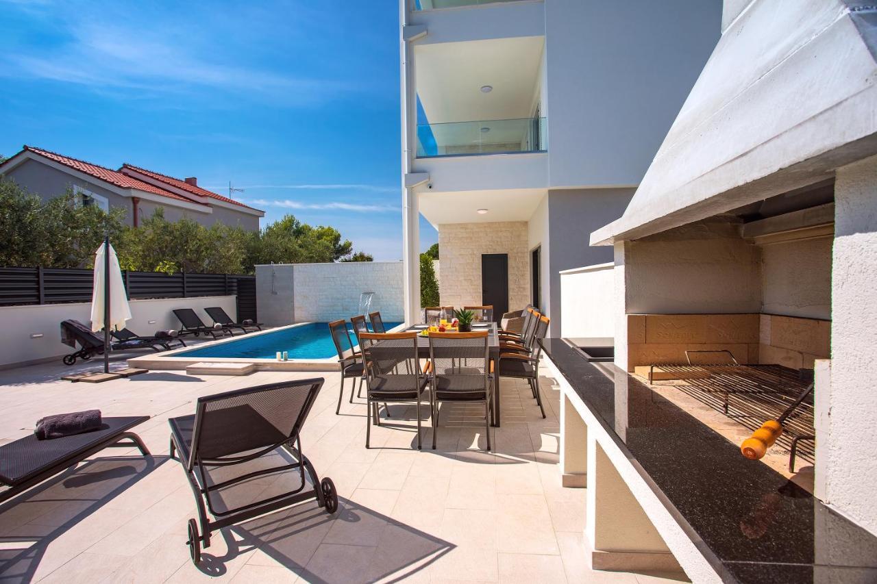 Villa Petra Kaštela Екстериор снимка